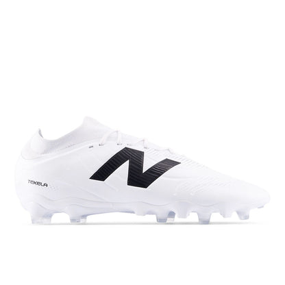 New Balance Men's Tekela Team Low Laced FG V5 Soccer Cleat