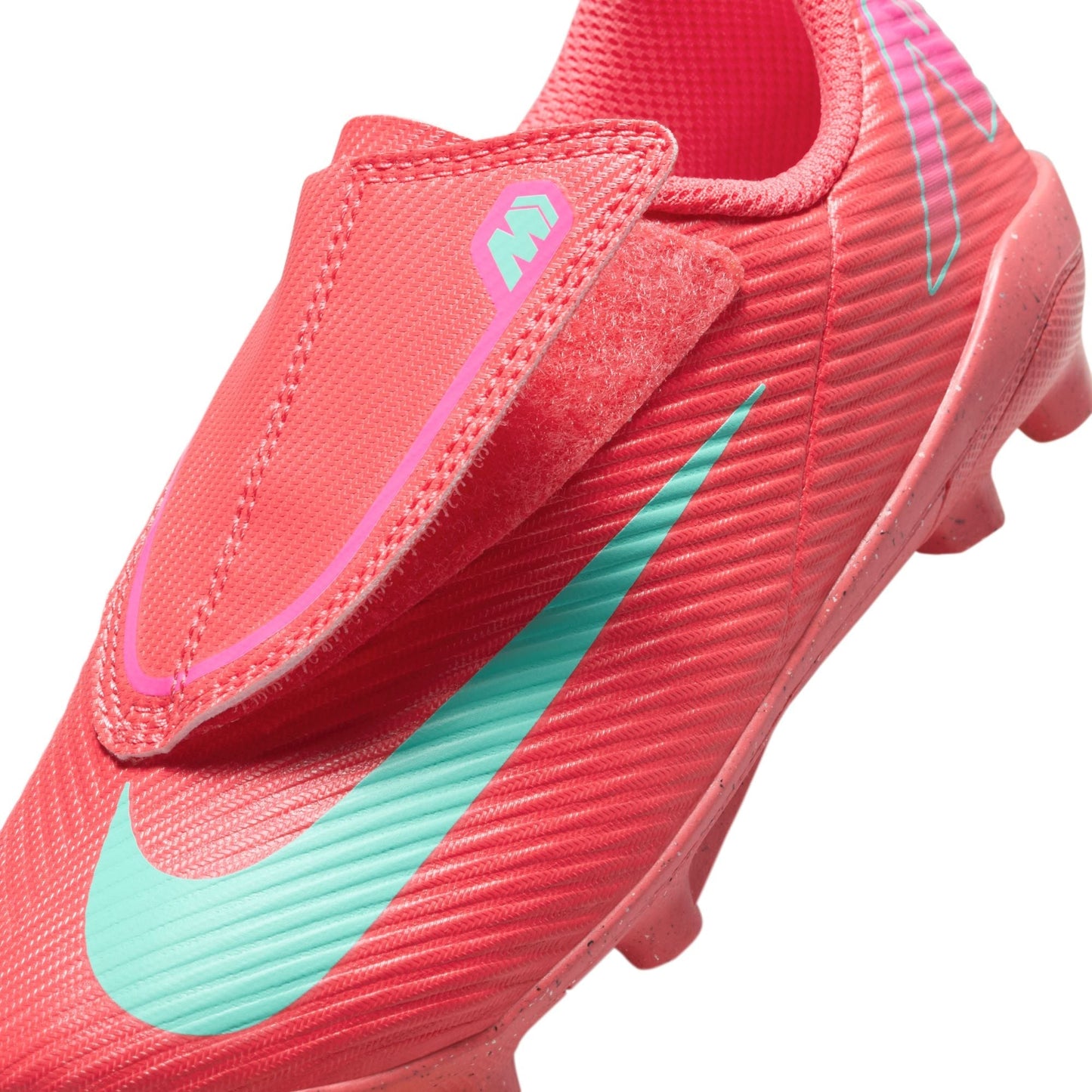 Nike Jr. Mercurial Vapor 16 Club Little Kids' MG Low-Top Soccer Cleats