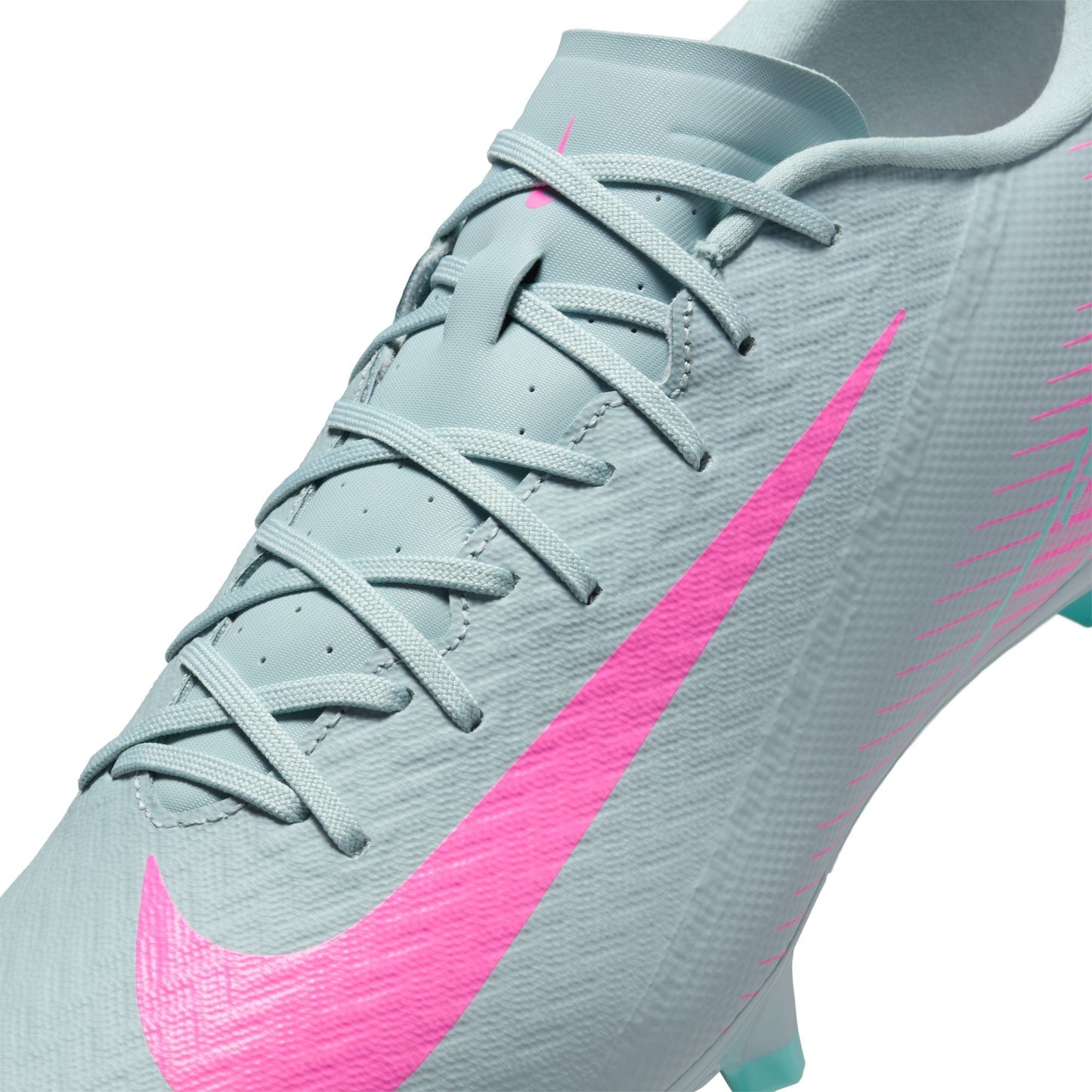 Nike Mercurial Vapor 16 Academy MG Low-Top Soccer Cleats