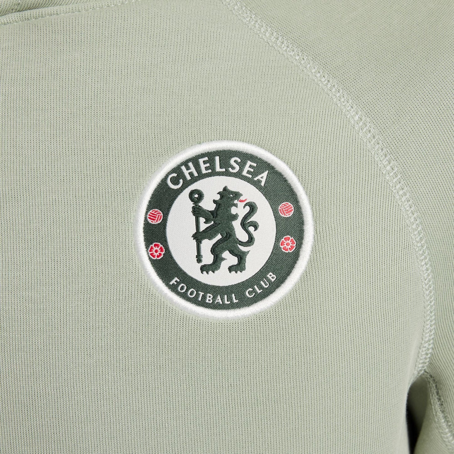 Nike Chelsea FC Tech Big Kids' (Boys') Soccer Fleece Pullover Hoodie