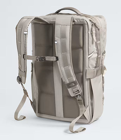 The North Face - Base Camp Voyager Daypack - Soapstone/Stone Slab