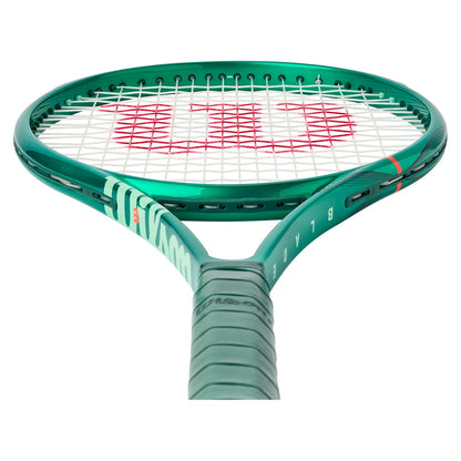 Wilson Blade 100 v10 Tennis Racquet