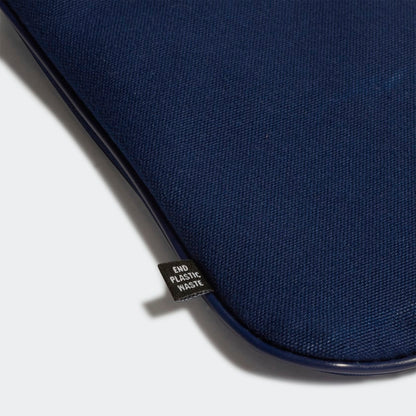 Pouch