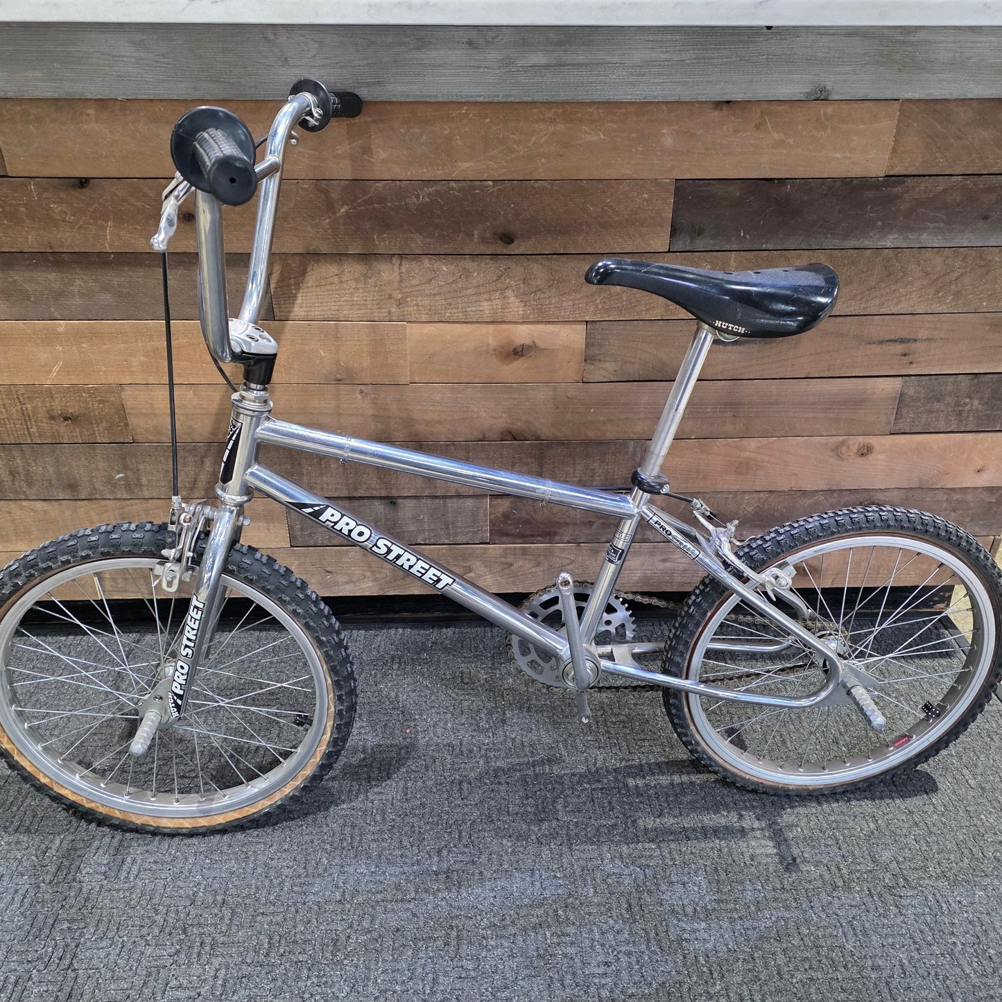 Hutch Pro Street Bike
